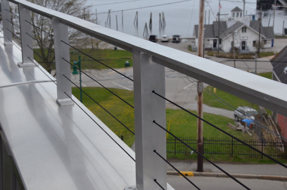 Aluminum-rail